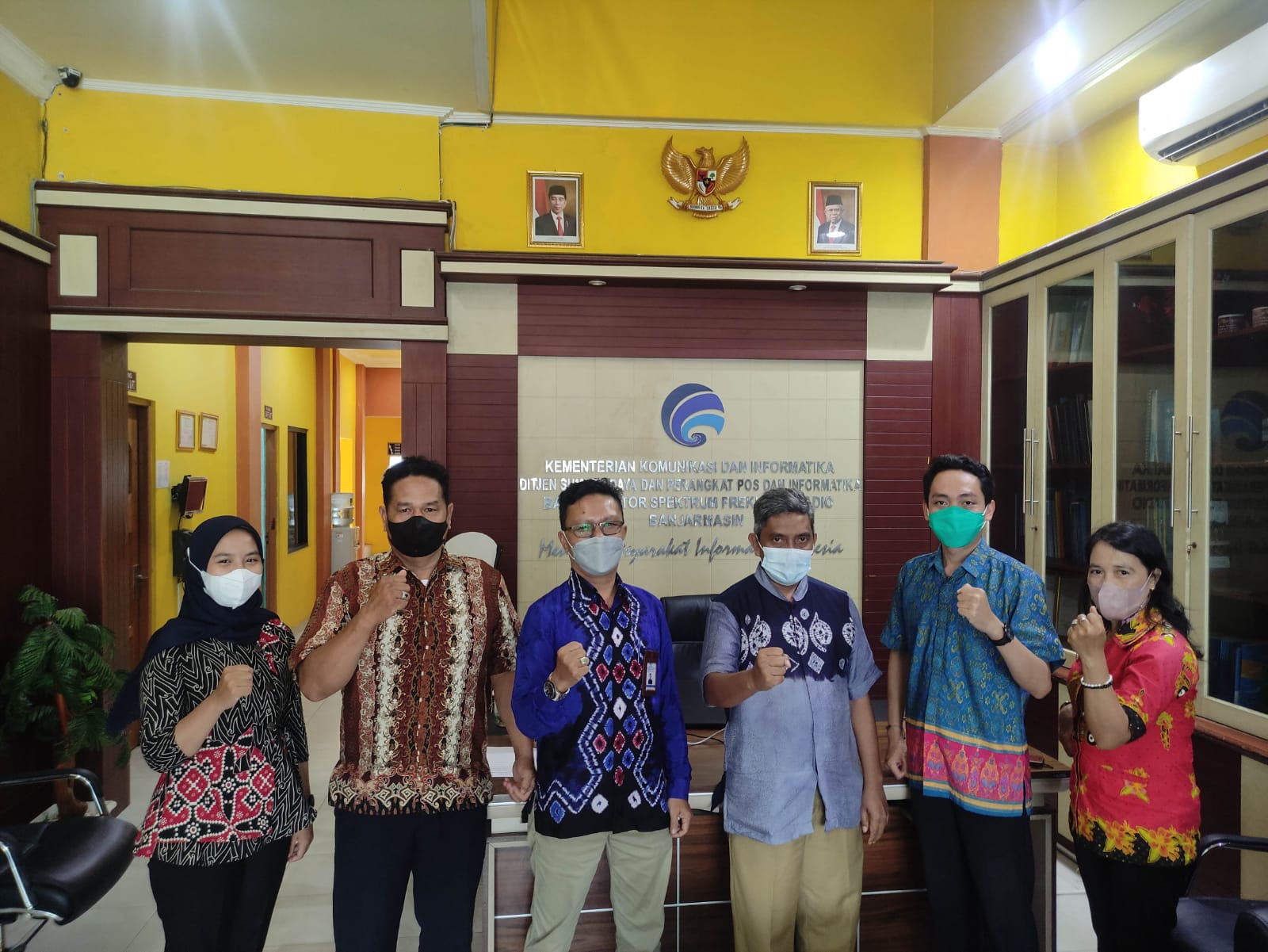Kunjungan Studi Balai Monitor Spektrum Frekuensi Radio Kelas II Banjarmasin